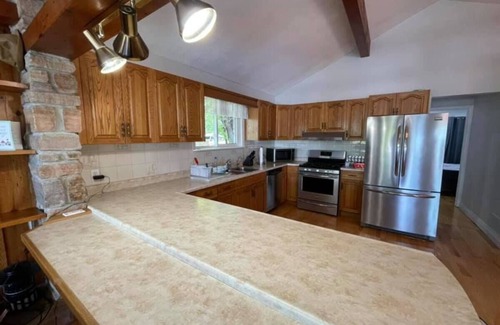 Bobcaygeon Cottage | Grand Maison Bobcaygeon Luxury Waterfront Cottage