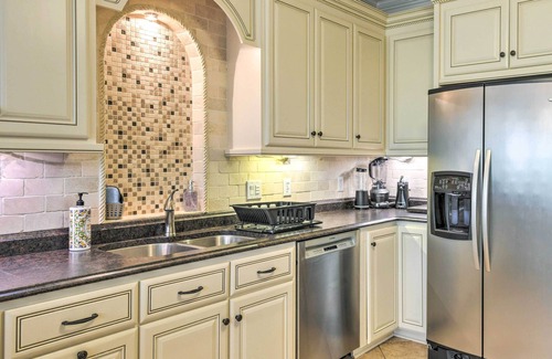 Mount Gilead Villa | Grand Mt Gilead Villa on Lake Tillery w/Dock
