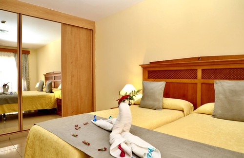 San Miguel de Abona Hotel | Grand Muthu Golf Plaza Hotel