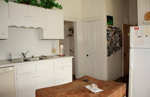 Oden House | Grand Old Cottage