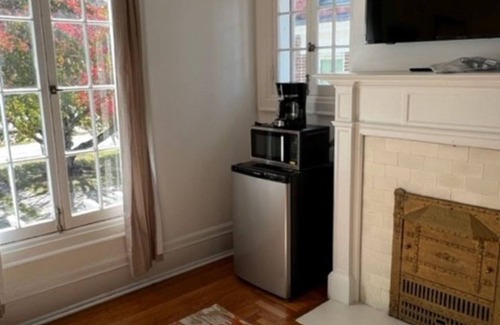 Charleston Apartment | Grand Old White Riverfront