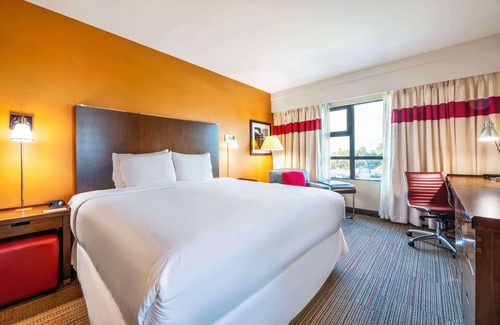 Richmond City Centre Hotel | Grand Park Hotel Vancouver Airport, an Ascend Collection Hotel