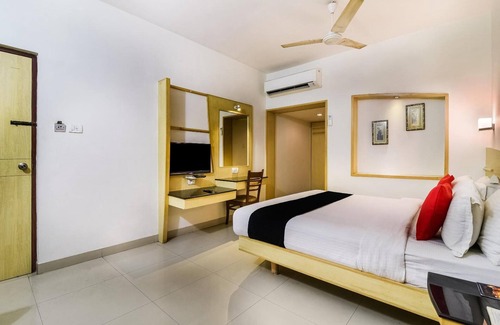 Gopalapuram Hotel | Grand Plaza