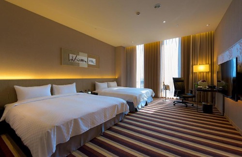Toufen Hotel | Grand Royal Hotel