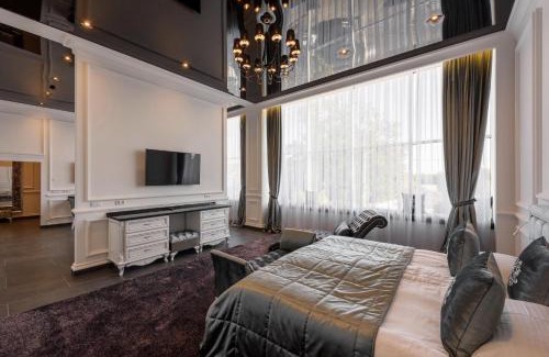 Chernovtsy Hotel | Grand Royal