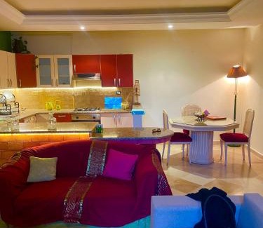 Ennasr Apartment | Grand s1 style américain très charmant dans villa