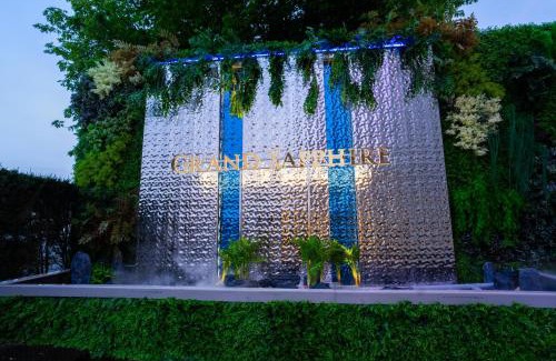 Waddon Hotel | Grand Sapphire Hotel & Banqueting