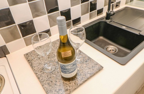 Tynemouth Cottage | GRAND SEA VIEW, romantic, character holiday cottage in Tynemouth