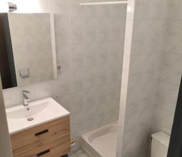Rodez Apartment | Grand T1 très calme Proche centre ville Rodez