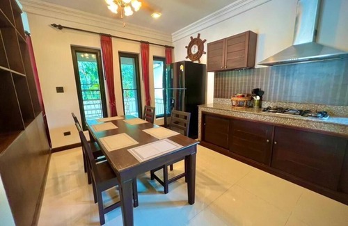 Khuekkhak Villa | Grand Villa Khaolak - Three-Bedroom Villan