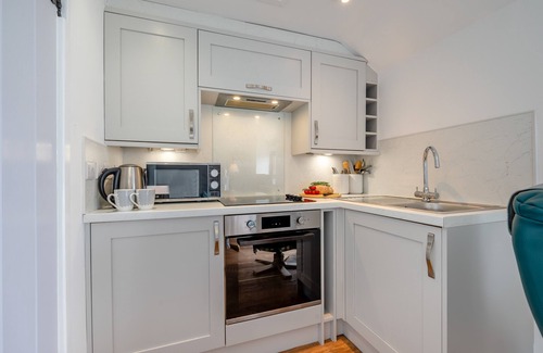 Porthleven House | Grandad's Net Loft - One Bedroom House, Sleeps 2