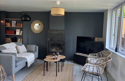 Pressagny-lʼOrgeuilleux House | Grande Maison de Campagne Climatisé Avec Jardin