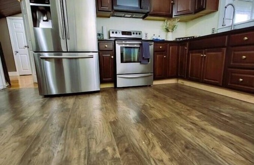 Stoughton House | Grandeur Living near Boston - 3bed 1 bathn