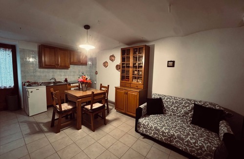 Civitacampomarano House | Grandma Ida's - holiday home