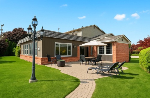 Sterling Heights House | Grandma's Family Fun House with Heated Indoor Pool