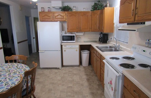 Huntington House | Grandmas Country Cottage
