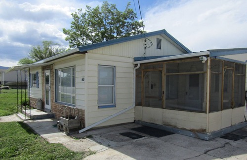 Huntington House | Grandmas Country Cottage