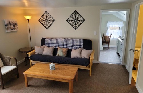 West Carthage Apartment | Grandmas House