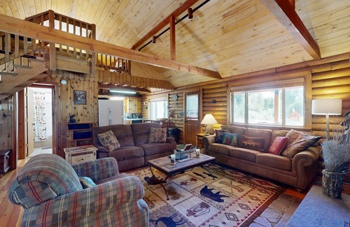 Gunnison Cabin | Grandpa`s Cabin on the River