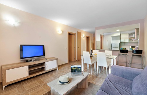 El Tarter Apartment | Grandvalira Family Ski Apartment, El Tarter, Andorra