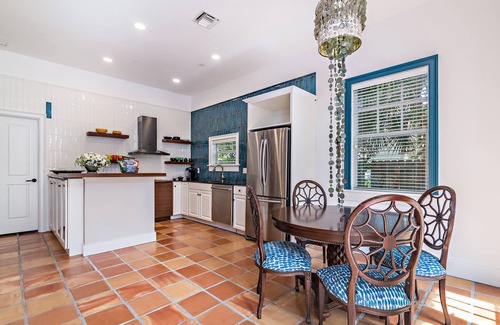 Flamingo Parks Bed & Breakfast | Grandview Gardens