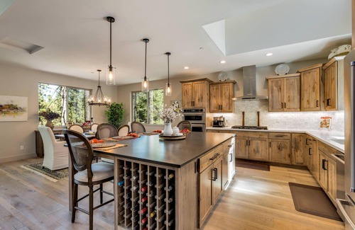 Country Club Estates House | Grandview Manor - Hot tub, foosball, family fun!