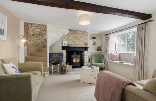 Inchbrook House | Grange Cottage