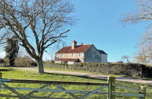 Sleaford Cottage | GRANGE FARM COTTAGE, family friendly in Silk Willoughby