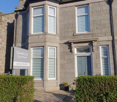 Aberdeen West End House | Granite City Guest House