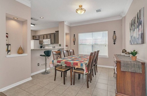 Klein House | Granite Gorge · Spacious 4-bed 2.5 bath home with large backyard
