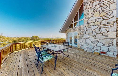 Buchanan Dam House | Granite Peak Vista - Inks Lake