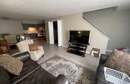 Waynesville Apartment | Gratitude Nest #3 Charming Apartment Minutes Away from Ft Leonard Wood
