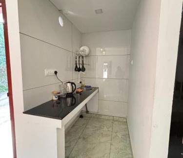 Kedavur House | GRAYSTONE HOMESTAY, Omassery