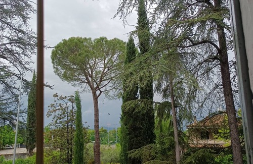 San Michele Apartment | Grazioso Appartamento Casa Rosa Amelia .con Grande Parcheggio Libero a 20 m