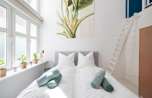 Schoeneberg Apartment | Great 2-room Loft with 2 bathrooms and 2 kitchen