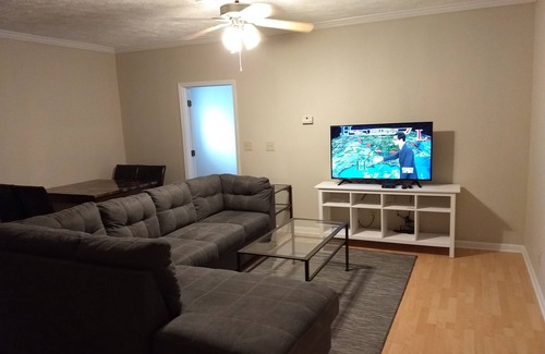 Columbus Apartment | Great Apartment in Historic Downtown Columbus.