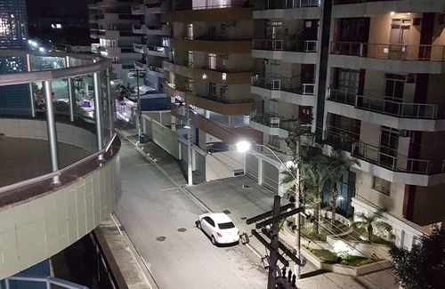Braga Apartment | Great Apt 2 Qts, 1 bathroom + dependence on the service prepared in Cabo Frio. WIFI.