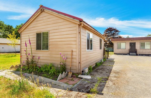 Westport Cottage | Great Base of Operations for Seaside Fun!