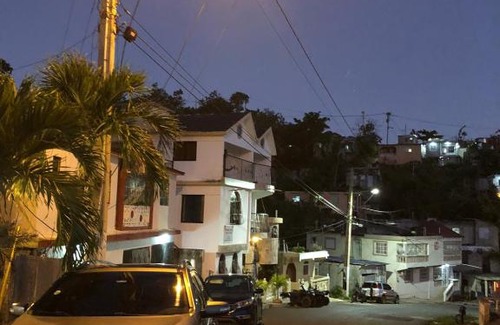 Barrio La Fortaleza Vieja Apartment | Great deal for friends, couple and family