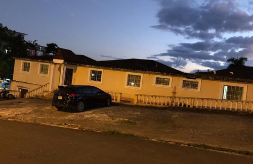 Barrio La Fortaleza Vieja Apartment | Great deal for friends, couple and family