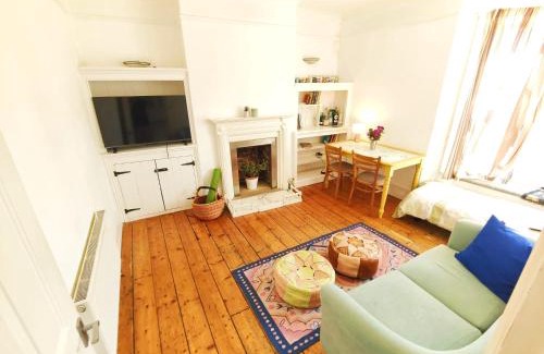 Brighton City Centre Apartment | Great Entire 2 Bedroom - Central Brighton