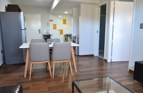Santa Cruz Apartment | Great location! One bedroom Apartment Downtown. Enjoy the city life!