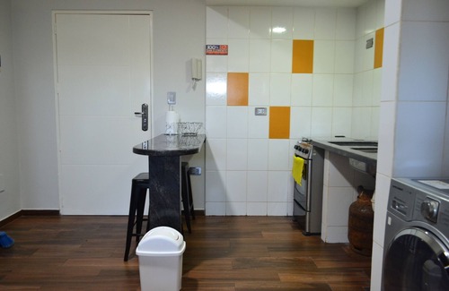 Santa Cruz Apartment | Great location! One bedroom Apartment Downtown. Enjoy the city life!