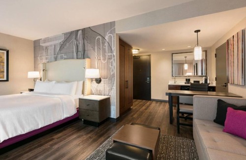 Berkeley Heights Hotel | Great Location! 4 Comfortable Units, Indoor Pool, Free Breakfast, Parking!