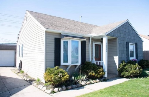 Cleveland House | Great place for family and friends!