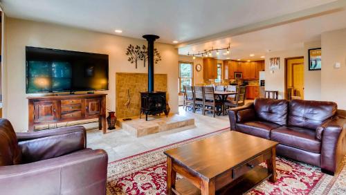Weisshorn House | Great Raven Grande