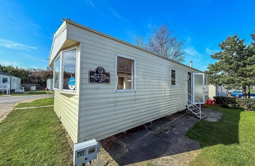 Hopton on Sea House | Great seaside 8 berth caravan at Haven Hopton-on-Sea in Norfolk ref 80010T