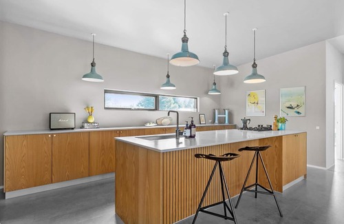 Sjllands Odde House | Great stylish cottage with Finnish wooden bath and sauna.