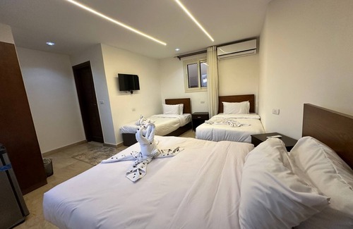 Kafrat al Jabal Bed & Breakfast | Great sun pyramids inn