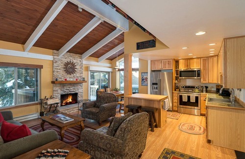 Ketchum Condo | "Great Valley Digs" Short Walk to River Run, Town & Fishing